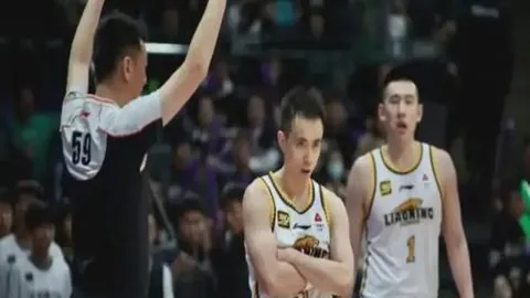 世预赛力争全胜，国际赛事面临挑战不断