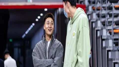 库尔图瓦自省：首战仅15分钟三球失守，力求次战展现高水准